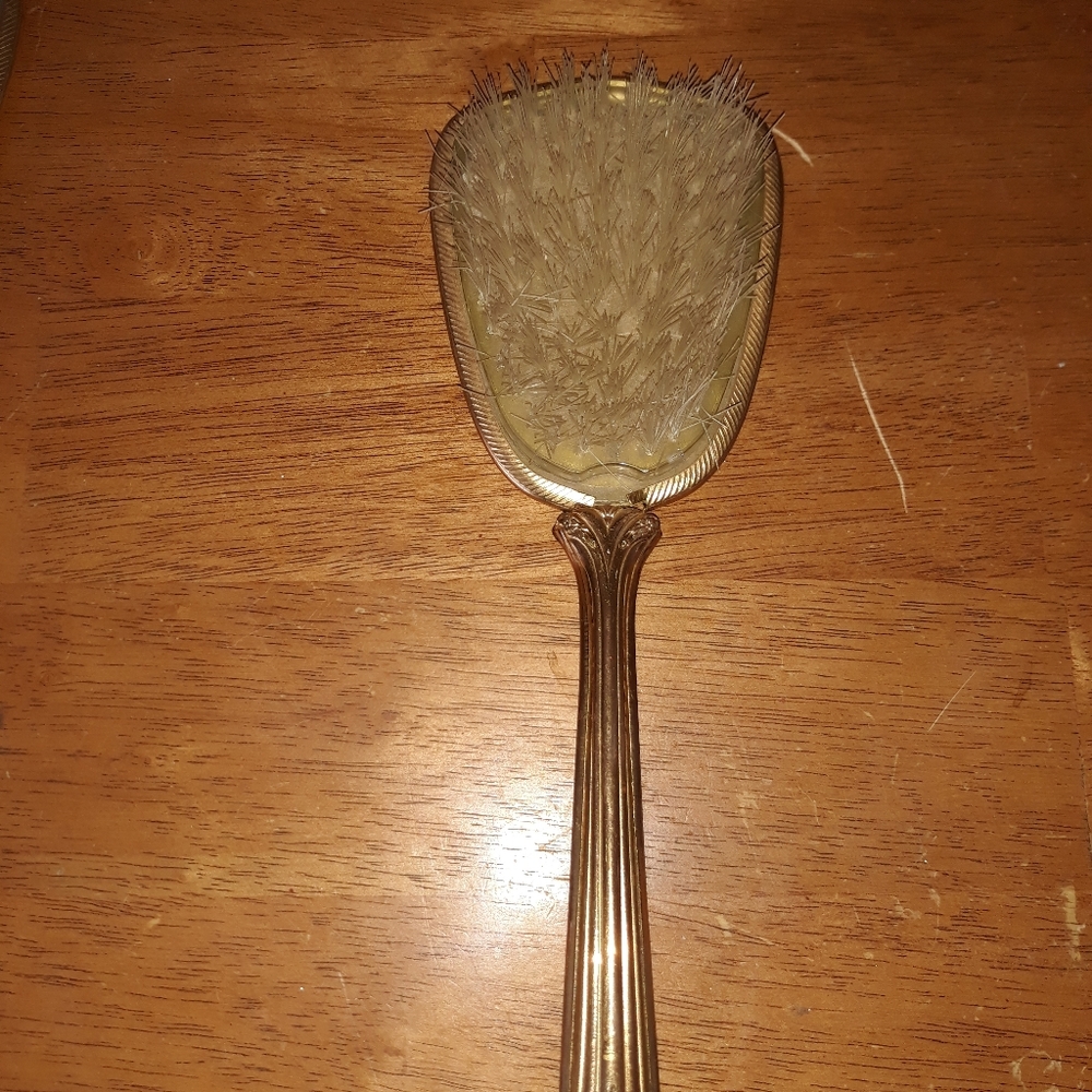 Hand held mirror and Brush. - Picture 3 of 4